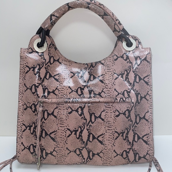 6126 Handbags - 6126 by  Lindsay Lohan